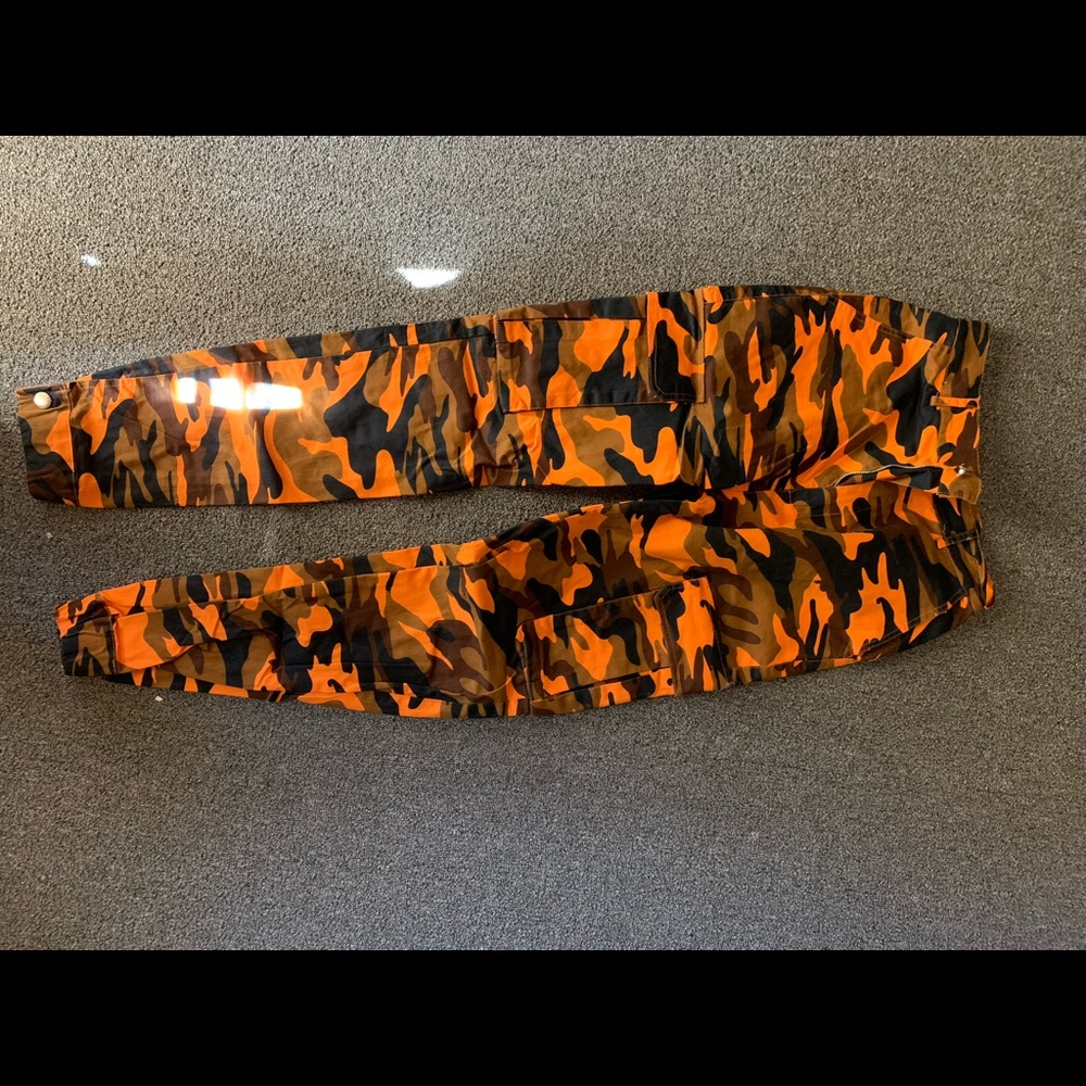 HERA Collection/ Celebrity fashion cargo pants